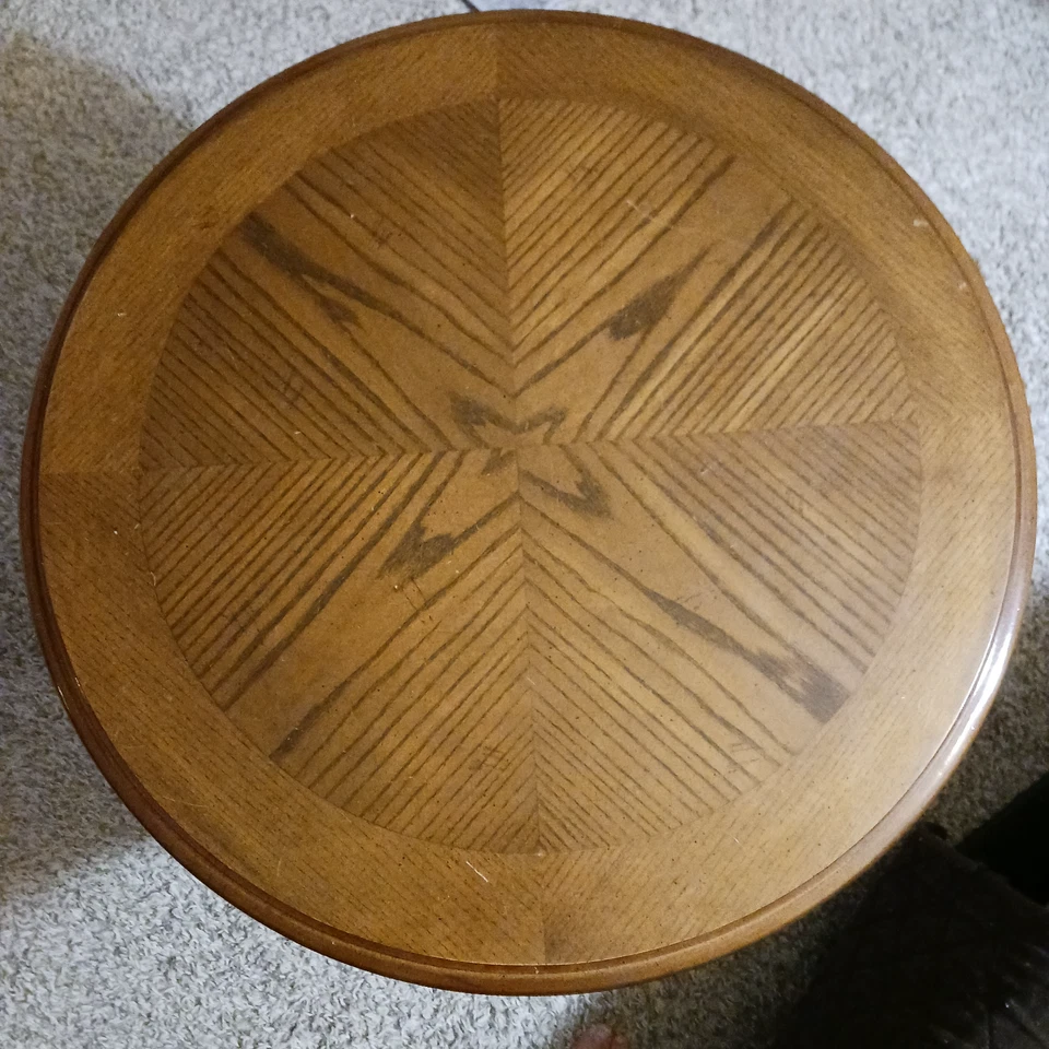 Hermosa mesa auxiliar/cajón sintético redondo vintage de 24" de roble macizo francés de campo francés Foto 2 de 4