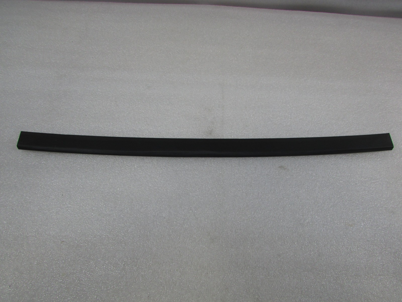 Ferrari California, Bumper Screw Trim, P/N 81536400