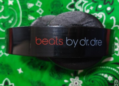 Beats by Dr. Dre 810-00012-00 Wireless Bluetooth Headphones Black