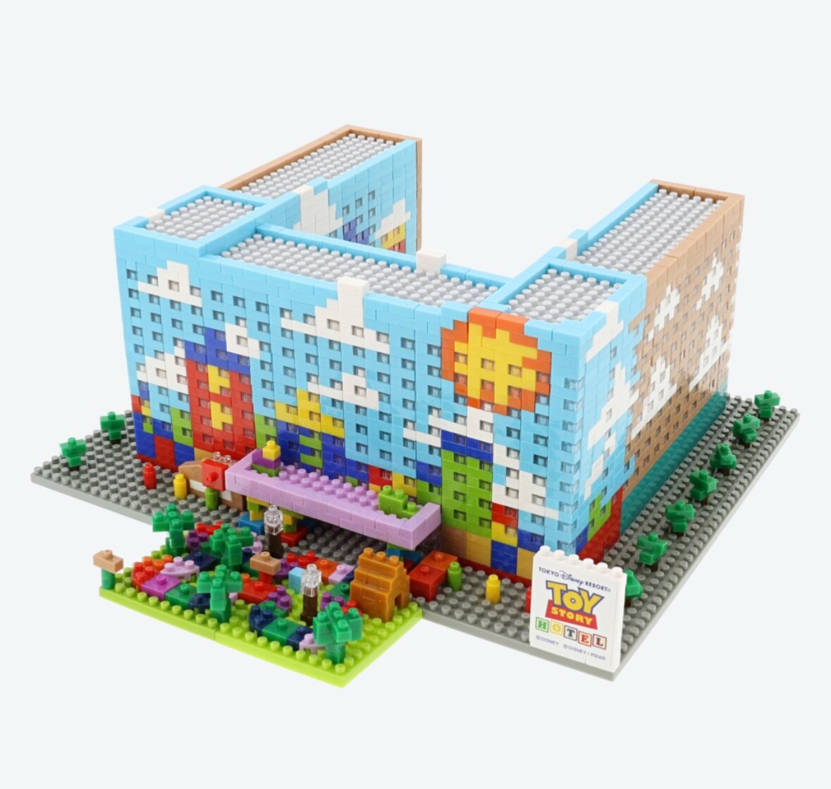 Pre-Order Tokyo Disney Resort 2024 Nanoblock Toy Story Hotel Pixar