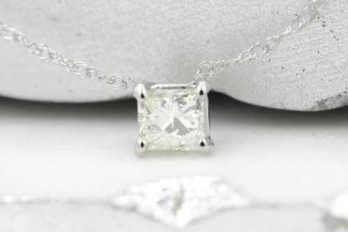 0.9 Carat Natural Diamond Princess Cut Solitaire Pendant 14K White gold 18"