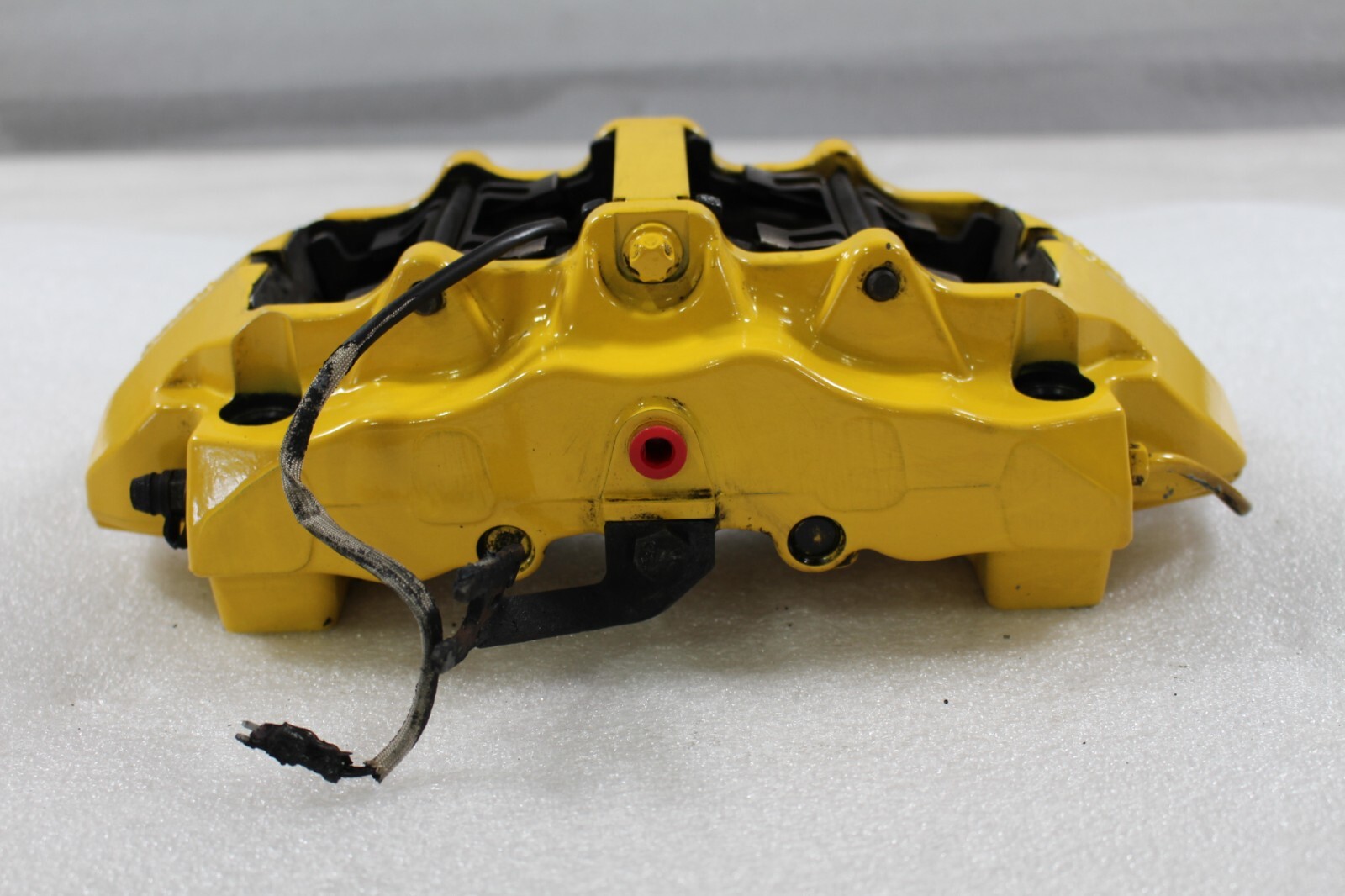 Lamborghini Gallardo, RH, Front Brake Caliper, Dmg, Used, P/N 400615106S