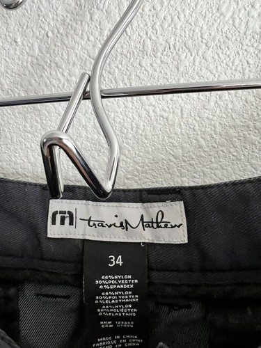 Pantalones cortos de golf Travis Mathew para hombre frente plano gris talla 34 rendimiento elásticos - Imagen 2 de 3