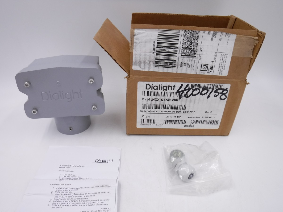 DIALIGHT STANCHION MOUNT BOX FOR LED AREA LIGHTS HZX-STAN-200T 2