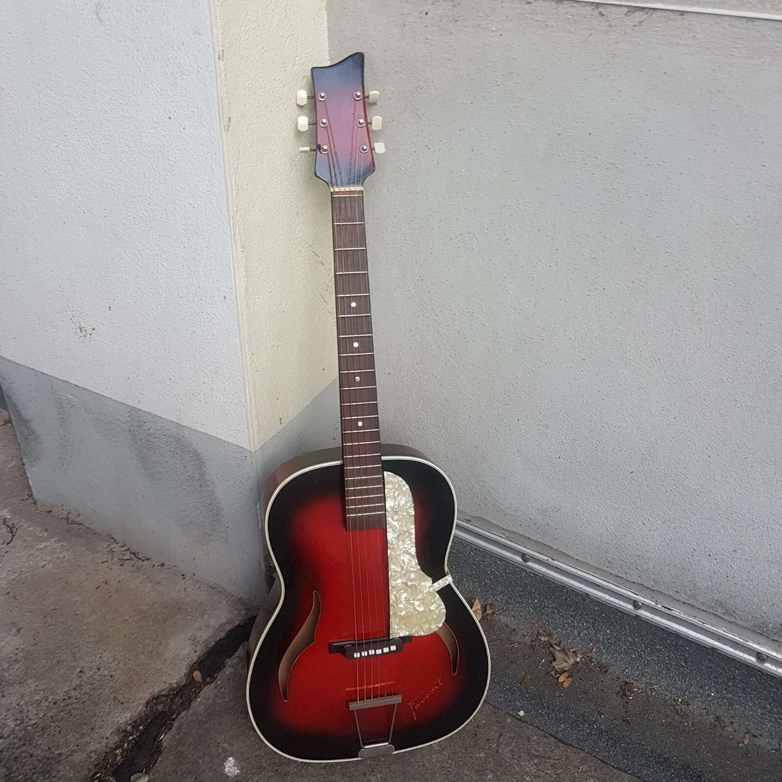 Picture 3 of 10