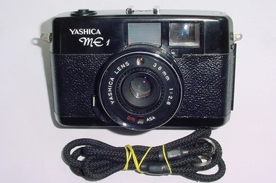 Yashica ME 1 analoge Kompaktkamera 35 mm Point & Shoot mit 38 mm F/2.8 Objektiv