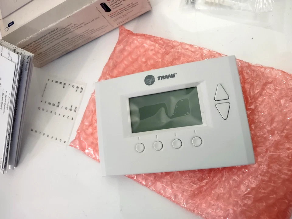 Trane Z-Wave Thermostat TZ45 Programmable Nexia Energy Control New Open Box - Image 2 of 4