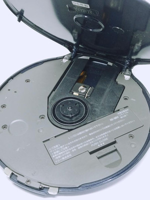 SONY CD Walkman Flagship High Quality Model D-NE20 Portable