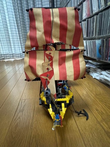 Rare LEGO 6285 Pirates Black Seas Barracuda Dark Shark Ship Retro Vintage 1989 - Picture 8 of 11