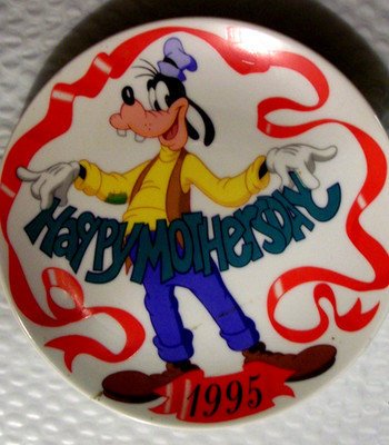 1995 Grolier Collectibles Disney Goofy Happy Mother's Day 8.5'' Collector's Plate