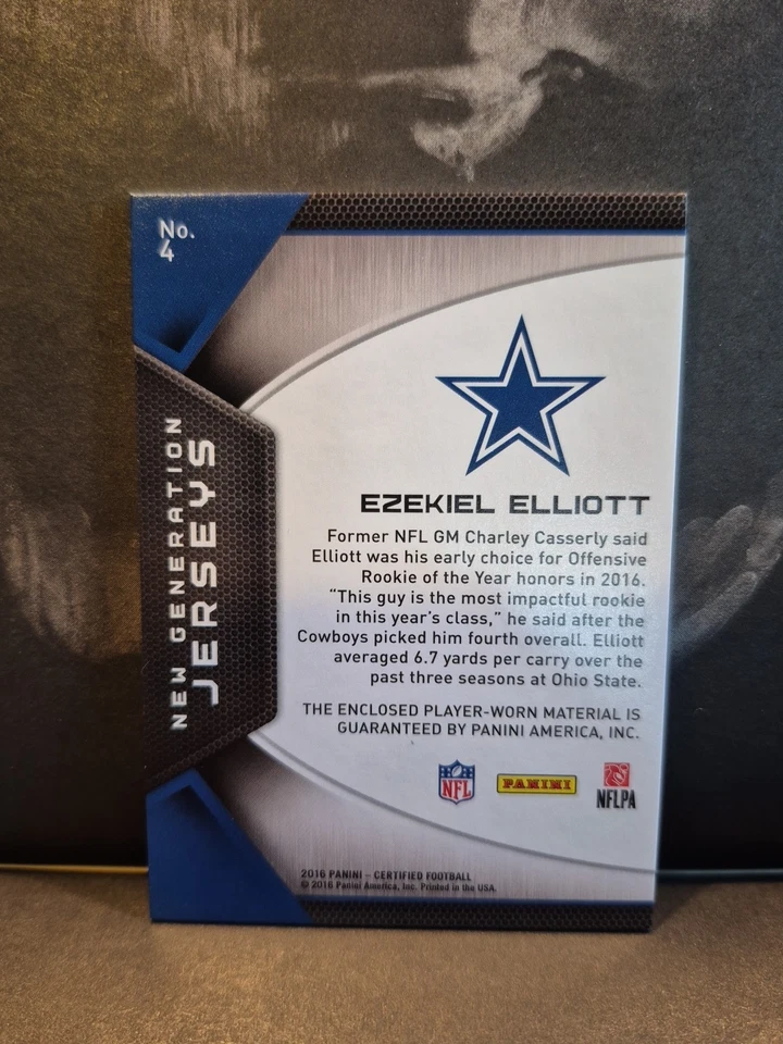 2016 Panini Certified Ezekiel Elliott New Generation Jerseys Blue /50 - Image 3 of 3