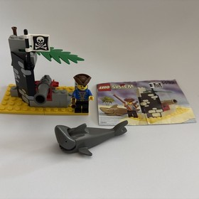 Lego Pirates Battle Cove 1492 100% Complete W/Instructions