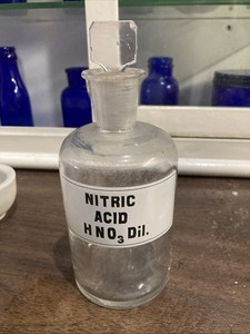 Antique Medical Science Glass Bottle~Transpa color 