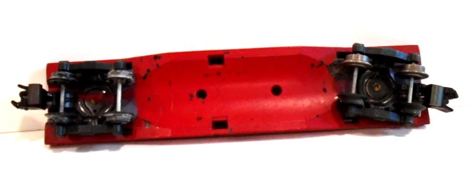 AMERICAN FLYER RED WOODEN FLAT CAR - Image 3 of 4