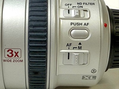 CANON 3x ZOOM WIDE ANGLE 3.4-10.2mm 1:1.8-2.2 VIDEO LENS for XL-1