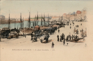 CPA 62 BOULOGNE SUR MER LE QUAI GAMBETTA.