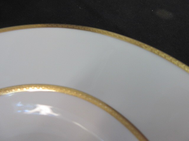Picture 2 of 4
