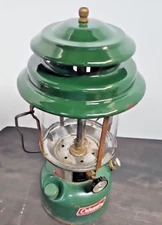 Vintage Coleman Lantern Big Hat Model 220H Double Mantle 1973 Genuine Globe