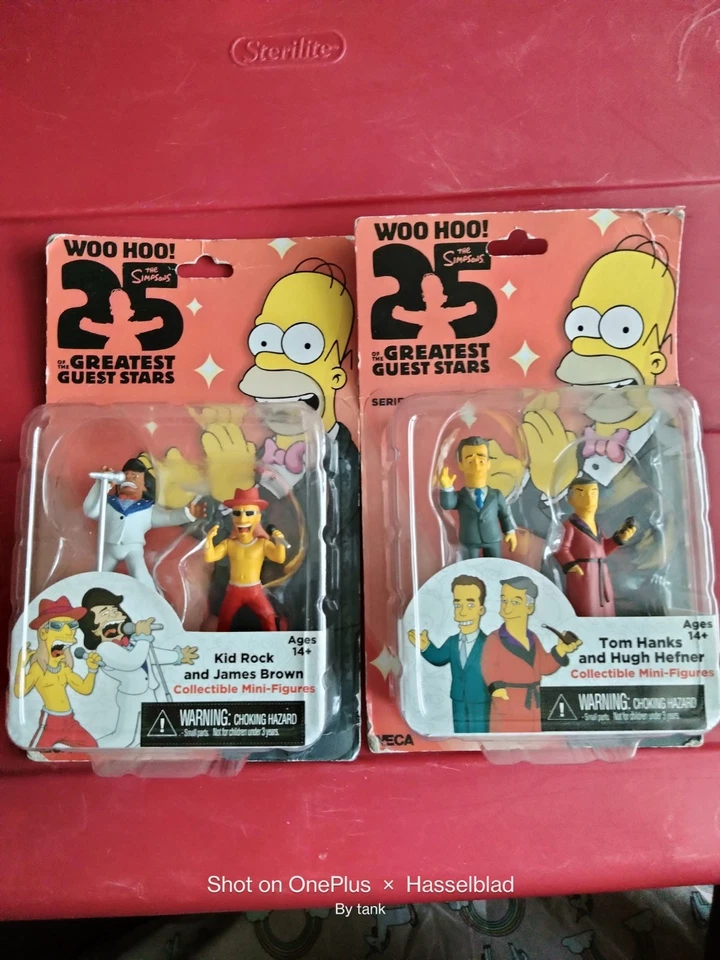 Simp. 25 años mejores estrellas invitadas Tom Hanks & Hugh Hefner/K.Rock & J.Brown Foto 2 de 4