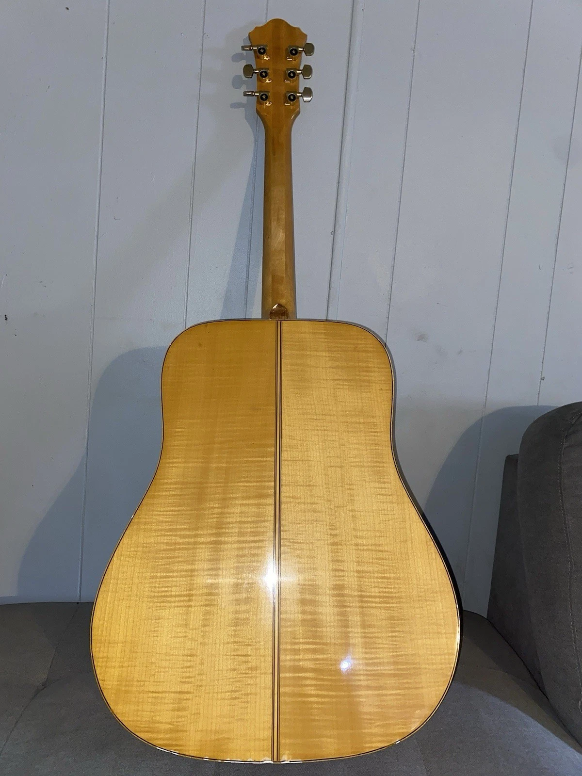 Picture 2 of 4