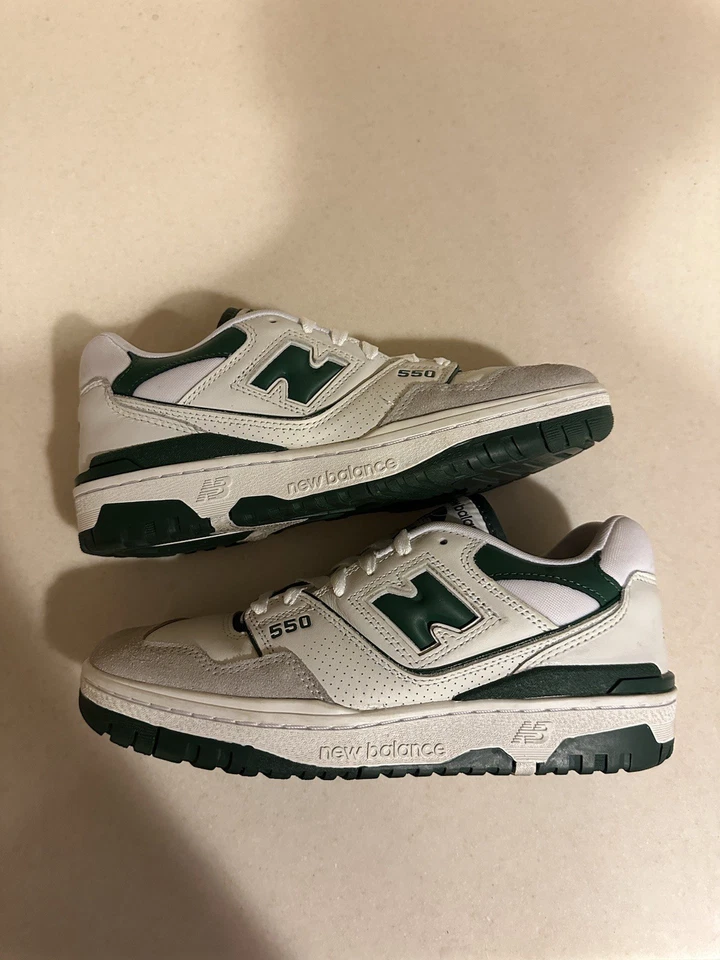 New Balance 550 White Green Leather Sneakers Shoes BB550WT1 Mens Size 7.5 - Image 3 of 4