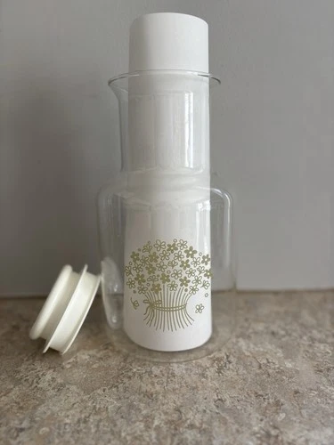 Vintage 72 Oz Pyrex Carafe Green Spring Blossom Crazy Daisy Pitcher 3472-1