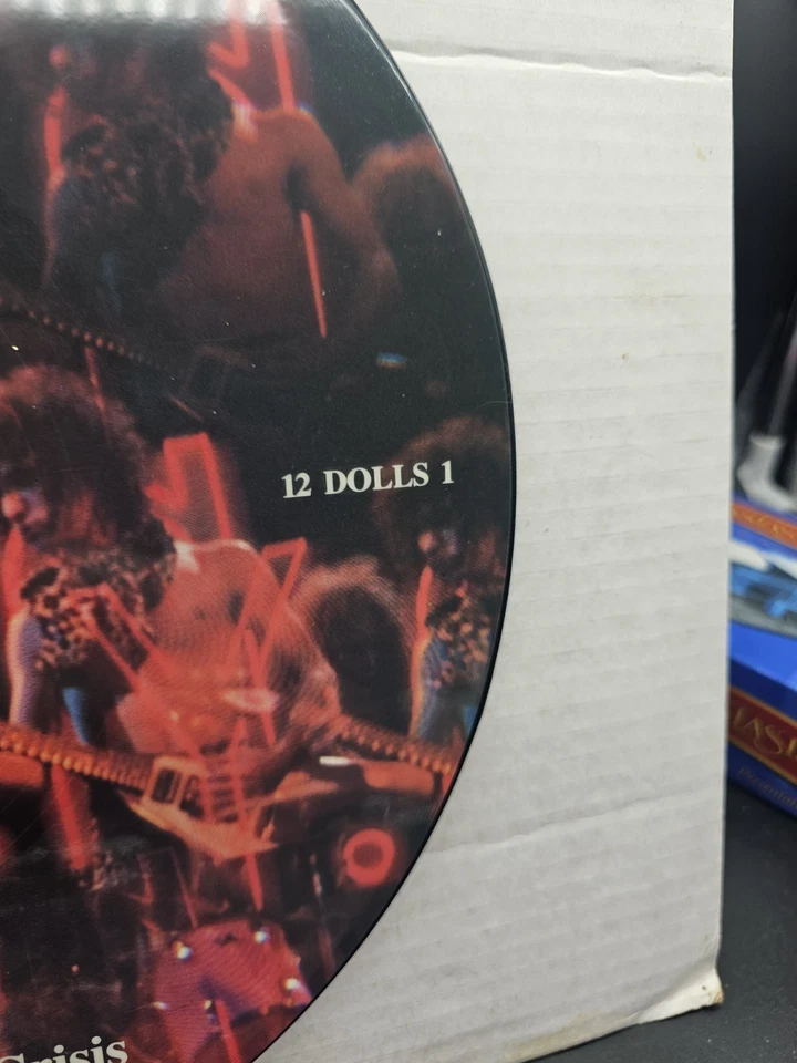 NEW YORK DOLLS - Featuring Johnny Thunders - 12'' (EX) Picture Disc - Ltd. Ed. - Image 4 of 4