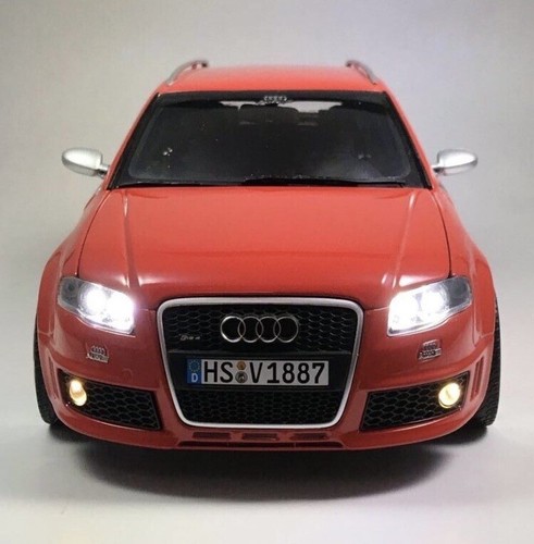 Audi RS4 B7 Avant misanorot rot red 1:18 LED Licht Echtalufelgen Felgen Umbau - Bild 2 von 17