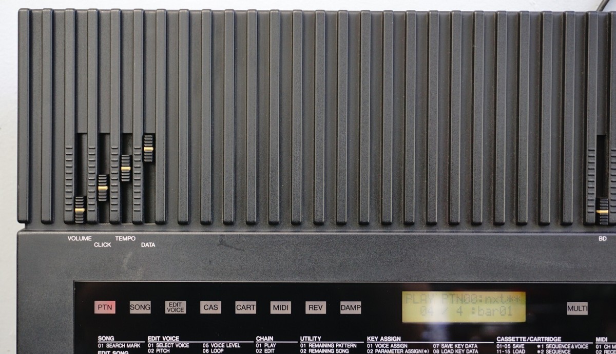 その他 YAMAHA RX5 DIGITAL RHYTHM PROGRAMMER Yamaha RX5 Digital Rhythm Programmer (1986) | WOLF FASCINATIONS