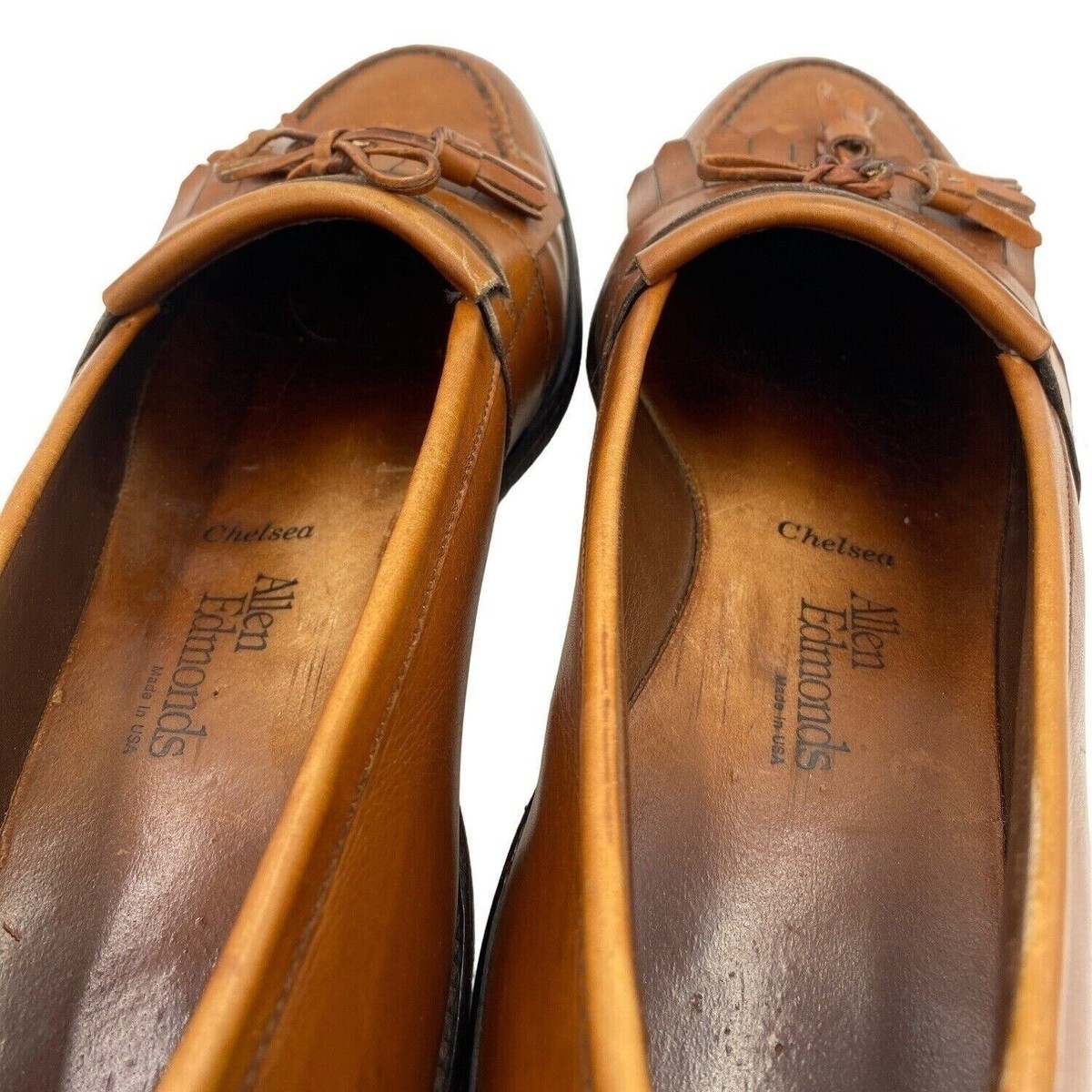 Allen Edmonds Chelsea mens 9 brown all leather dress shoes tassel loafers 42 Allen Edmonds 13 NASHUA Wing Tip Brown Black Leather Tassel  main image 4