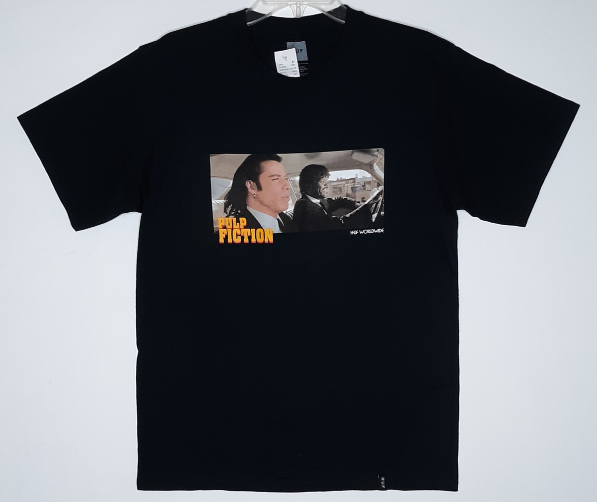 ★国内在庫/即発可*HUF×PULP-FICTION*ERAプリントTシャツ★ HUF X PULP FICTION ERA T-SHIRT