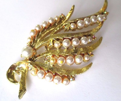 Broche Vintage Couleur Or – Cristaux Diamant Boréalis – Ancienne Et Patinée – Bijou Fantaisie
