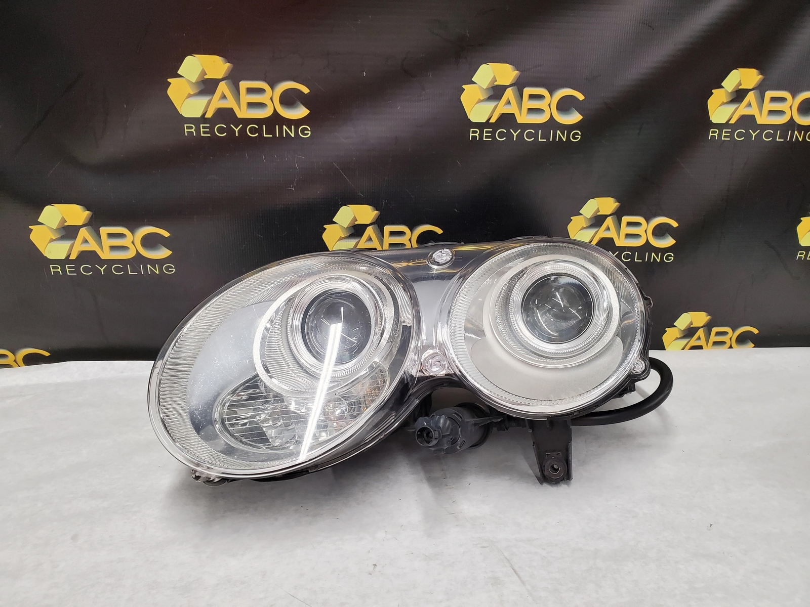 2007 Bentley Flying Spur Headlamp Assembly Left LH Driver's BENTLEY 07 OEM