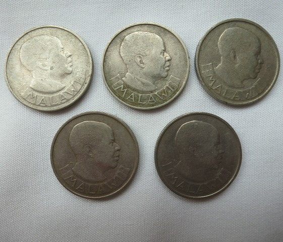 Vintage Malawi 5 Coin Set Circulated World Coins 10 Tambala (2) One Shilling (3)