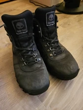 Timberland Flume Men’s 10.5 Mid Waterproof Hiking Boot Black