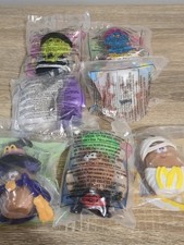 Rare Vintage 1990s New Unopened McDonald  s 7 Piece Halloween Toy Collection