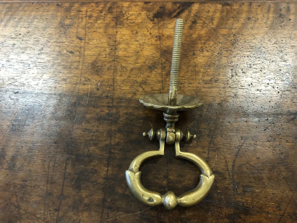 poignée de meuble ancienne en bronze 19e - Photo 2/2