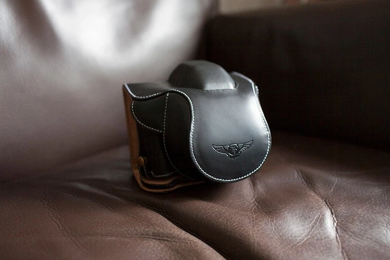 Genuine real Leather Full Camera Case bag for Olympus STYLUS 1 Bottom Open Black - Image 2 of 4