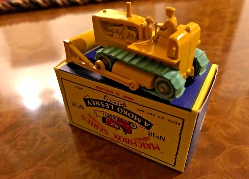 Vintage Matchbox Toy / Caterpillar D8 Bulldozer / Day 1 Beauty / No. 18 Series I - Picture 4 of 12