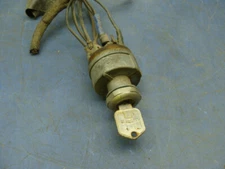 TENNANT POWER SWEEPER 265 POLLAK IGNITION SWITCH WITH KEY