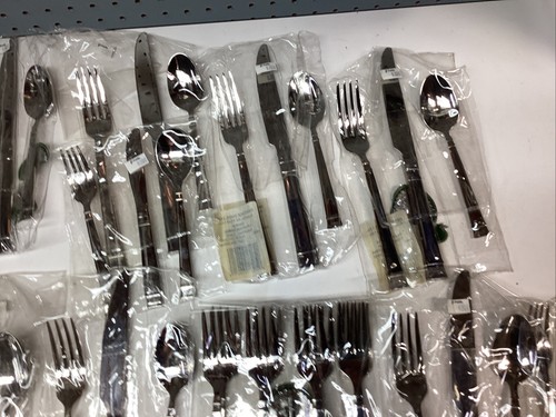 79 Safrano Bently Mint Diner Silverware New 3 Sets Flatware Knife Fork Spoons - Picture 10 of 14