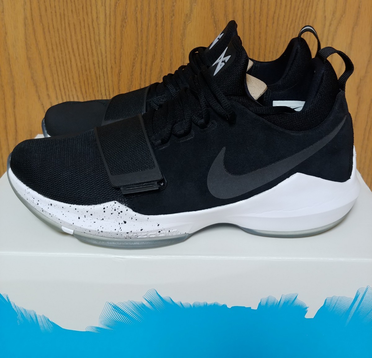 Nike pg1 paul george ghiaccio nero bianco 878627-001 dimensioni limitate Nike pg1 paul george ghiaccio nero bianco 878627-001 dimensioni limitate