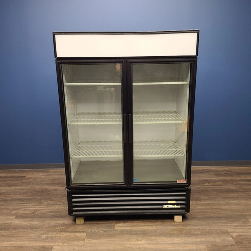 True Mfg. GDM-49-LD Refrigerated Merchandiser (Used 1051778)