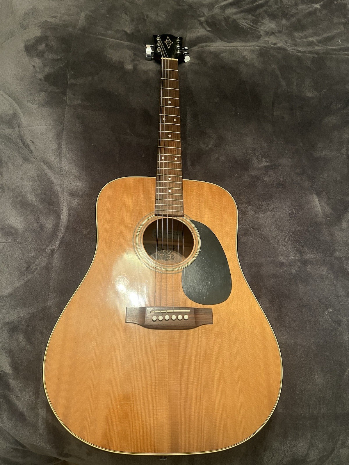 Alvarez 5048  Acoustic Guitar 1982 Brown Right-Handed