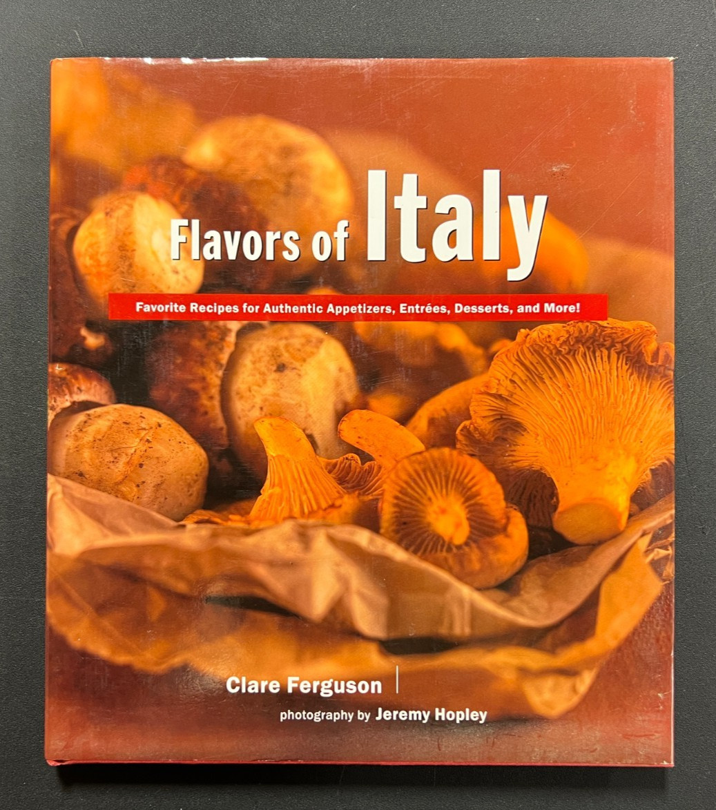 Sicily Souvenir Sicilia Apron,Mitt, Pot Holder & 4  VTG  Italian Cook Books