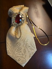 Vintage Style Necktie NECKLACE GOLD WITH RUBY COLOR BROOCH