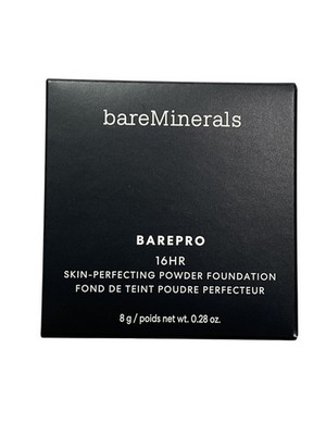 BareMinerals Barepro 16HR Powder Foundation in Light 20 Warm