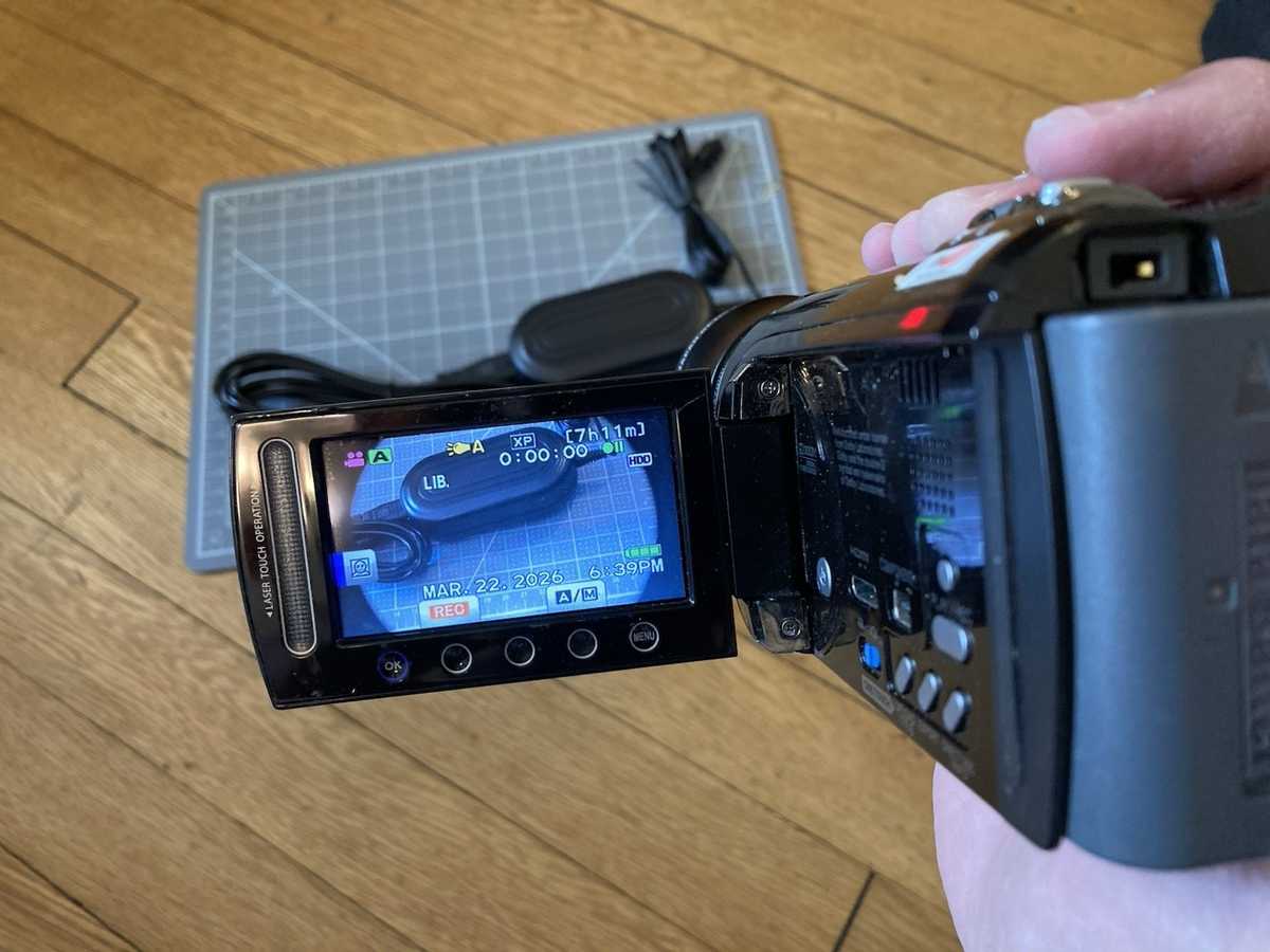 JVC GZ-HD300BU Everio HD 60GB Video Camera Camcorder Tested and