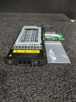 Pure Storage 83-0137-00 1023424-01 Tray SATA/SAS 2.5''