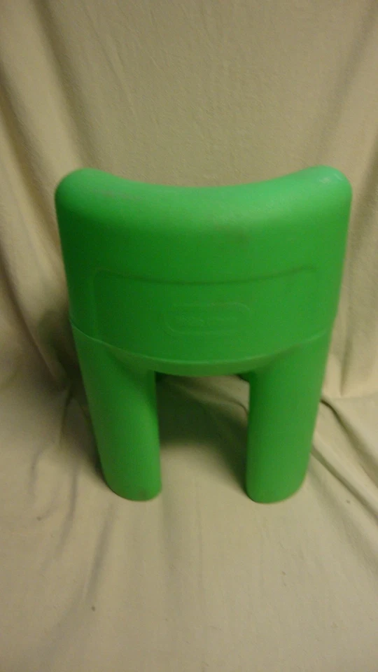 Ярко-зеленое детское кресло для ребенка ясельного возраста Little Tikes - Изображение 4 из 4